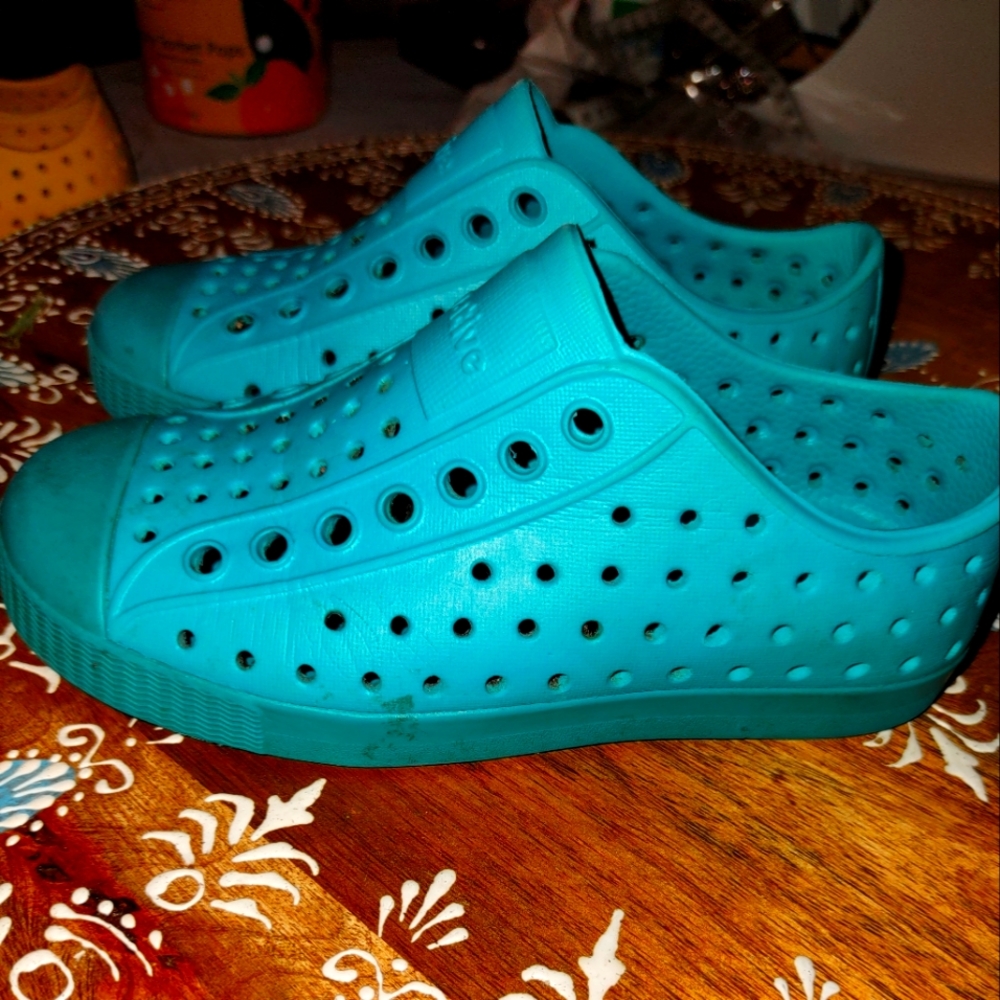 Blue Native.s worn some still have plenty of wear left size 10